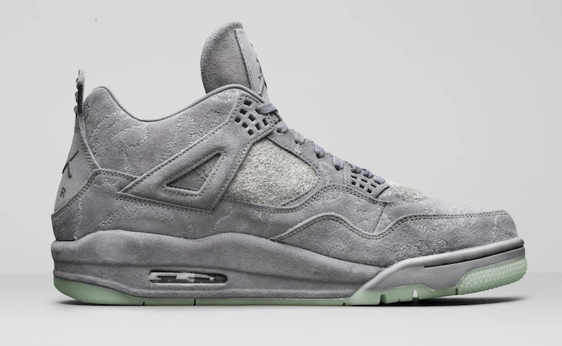 Air Jordan 4 Retro X KAWS-1
