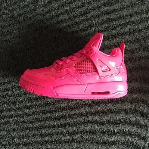 Air Jordan 4 Valentine's Day Pink-1