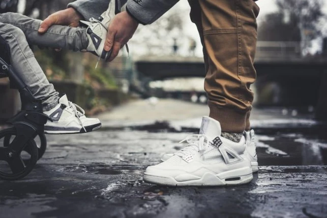 Air Jordan 4 