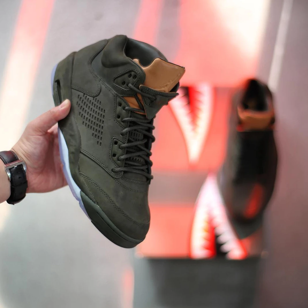 Air Jordan 5 “Take Flight”-01
