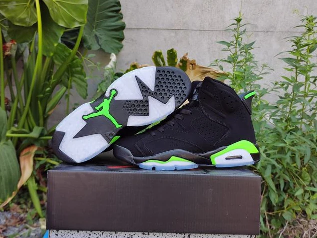 Air Jordan 6 Retro Black Green-1