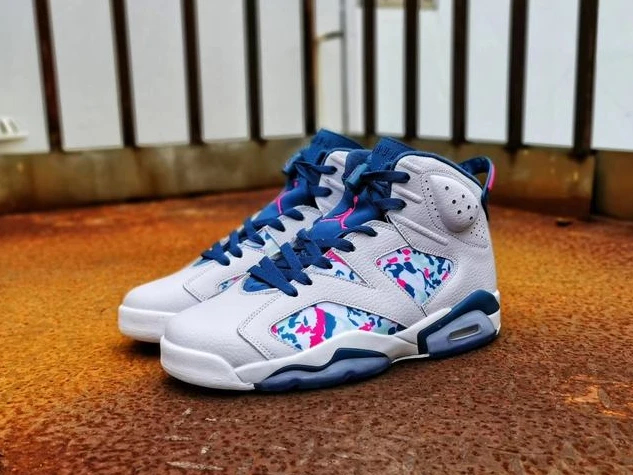 Air Jordan 6 Retro Green Abyss-1
