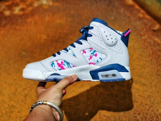 Air Jordan 6 Retro Green Abyss-1
