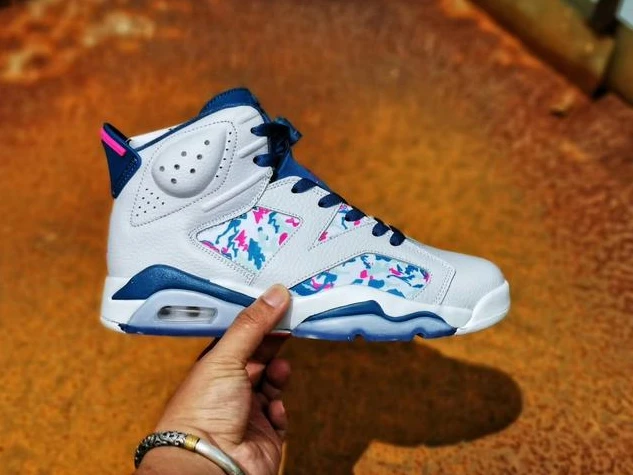 Air Jordan 6 Retro Green Abyss-1