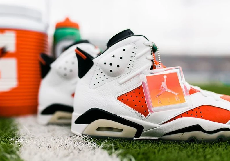 Air Jordan 6 Retro Like Mike-01