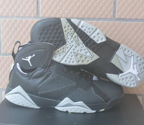 Air Jordan 7 Retro Black Silver-1