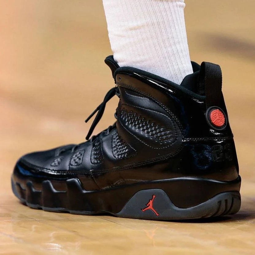 Air Jordan 9 Bred-1