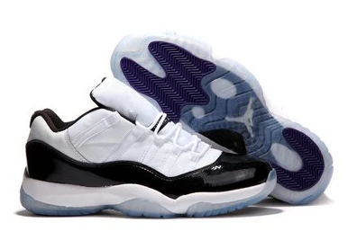 Air Jordan Retro 11 (XI) Low White Black Dark