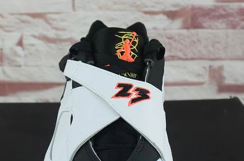 Air Jordan VIII (8) Retro Low ThreePeat-1