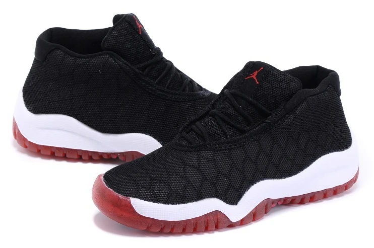 Air Jordan XI (11) Retro-111