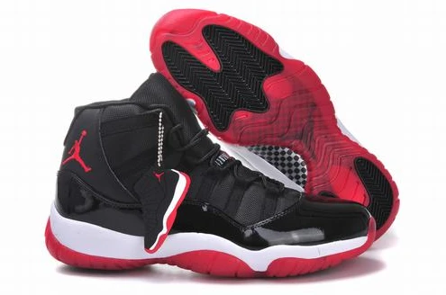 Air Jordan XI (11) Retro Black White