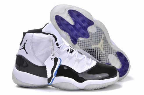 Air Jordan XI (11) Retro White Black
