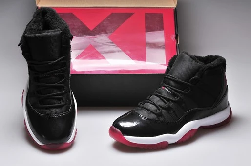 Air Jordan XI (11) Retro fur Bred Black White