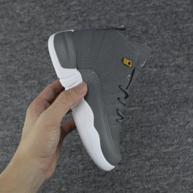 Air Jordan XII (12) Kids-39