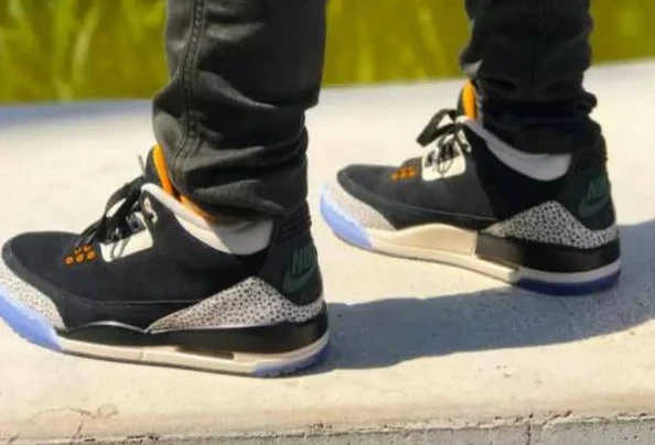 Air Jordan x Max Atmos Pack-1