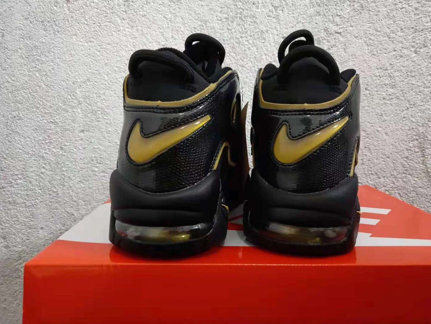 Air More Uptempo-38