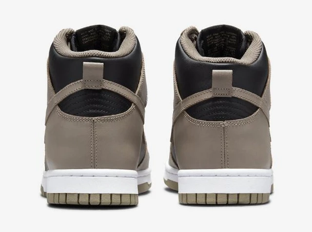 Replica Sneakers Dunk High Moon Fossil