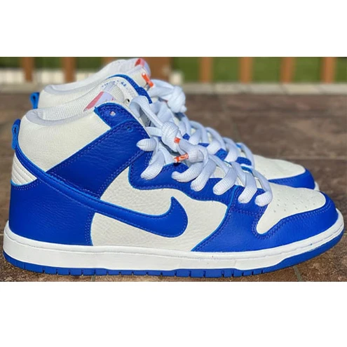 Dunk SB Hi ISO Kentucky Blue