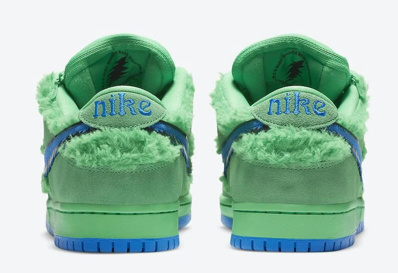 Grateful Dead x Nike SB Dunk Low Green Bear