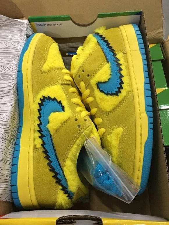 Grateful Dead x Nike SB Dunk Low Yellow Bear