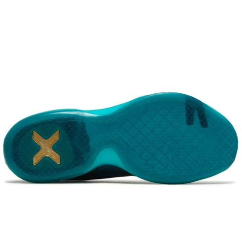 Kobe 10 Liberty