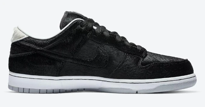 MEDICOM TOY x Nike SB Dunk Low Elite BE@RBRICK