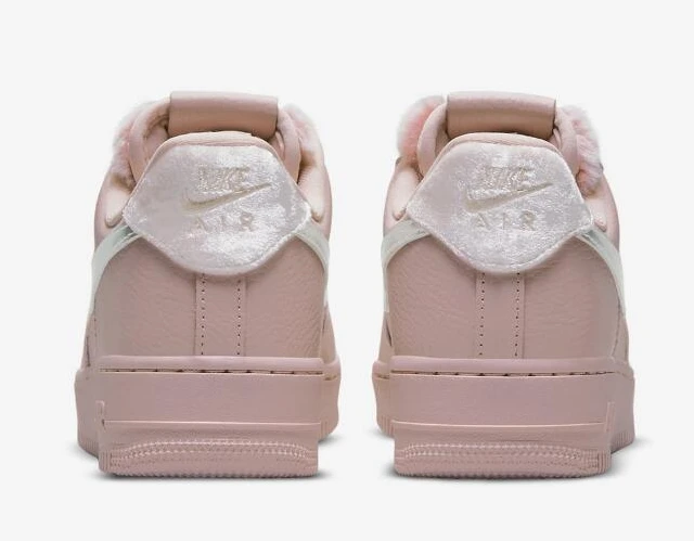 Nike Air Force 1 Low WMNS