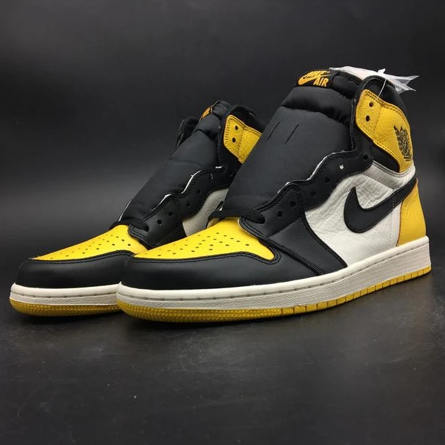 Nike Air Jordan 1 Retro Yellow Toe Black White-1