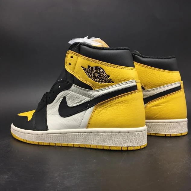 Nike Air Jordan 1 Retro Yellow Toe Black White-1
