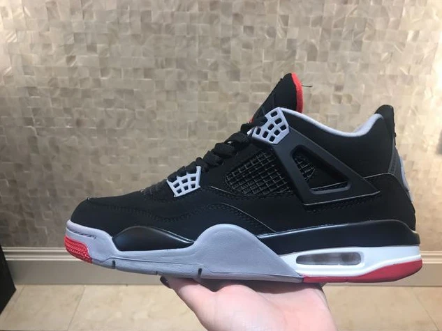 Nike Air Jordan 4 Bred-01