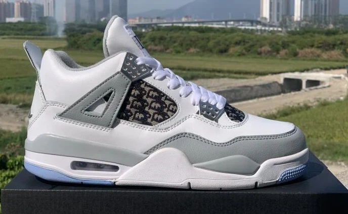 Nike Air Jordan 4 New-1