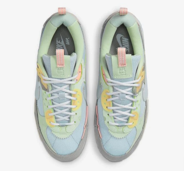 Nike Air Max 90 Futura