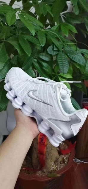 Nike Air Max Shox-126