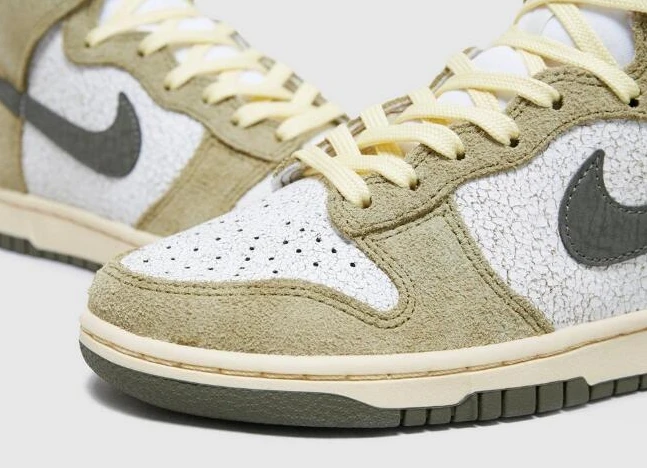 Nike Dunk High Re-Raw