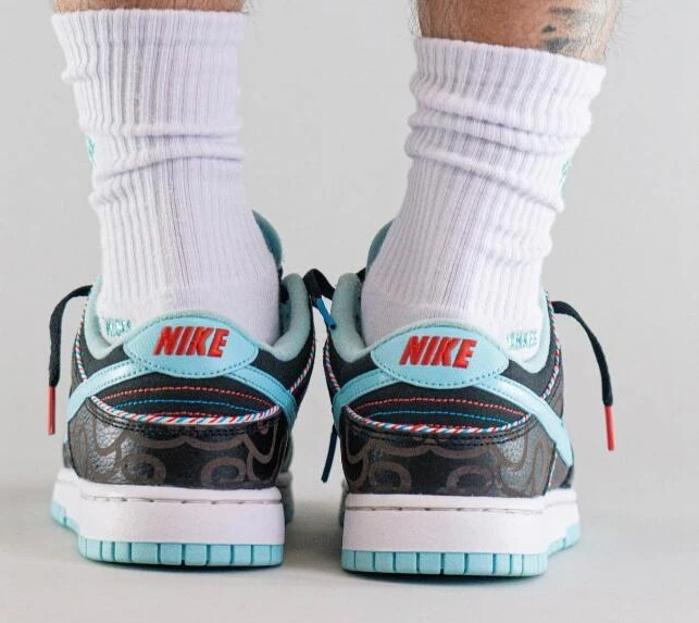 Nike Dunk Low Barber Shop