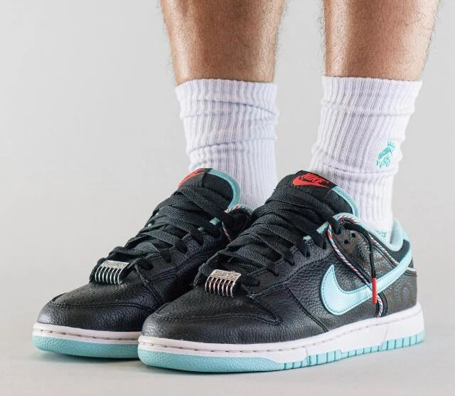 Nike Dunk Low Barber Shop