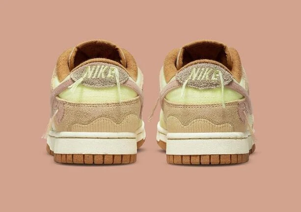Nike Dunk Low Corduroy