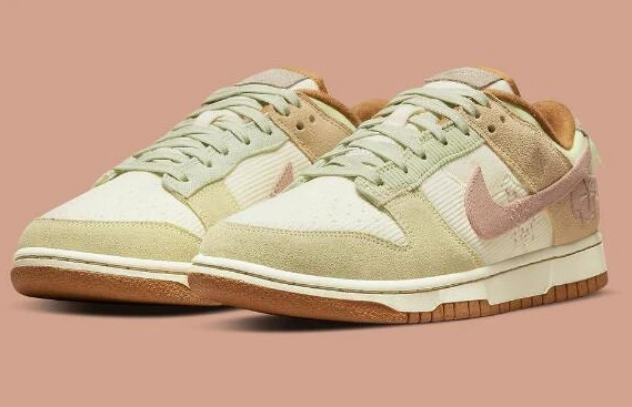 Nike Dunk Low Corduroy