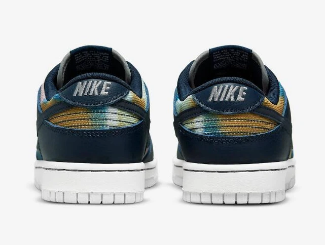 Nike Dunk Low Graffiti