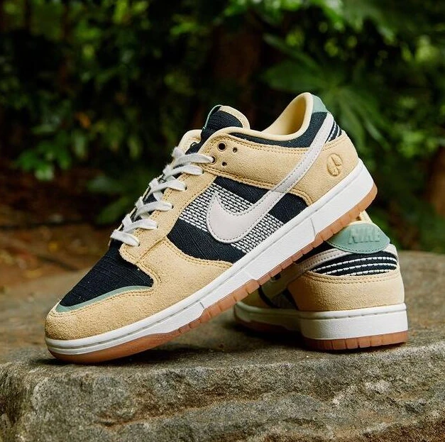 Nike Dunk Low Rooted in Peace