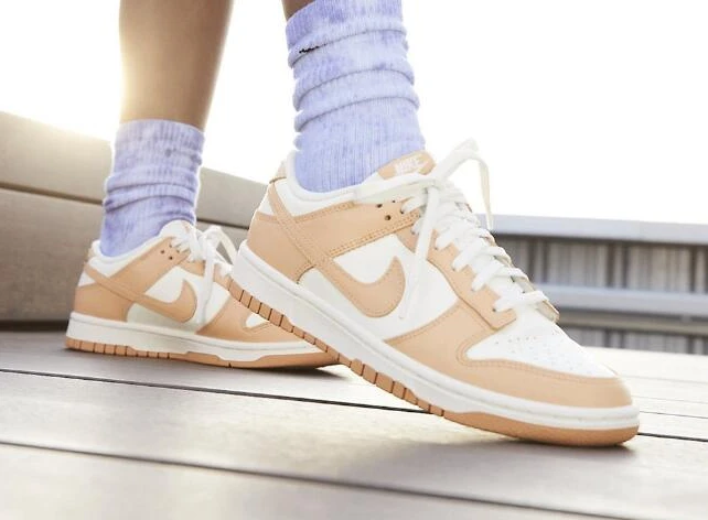 Nike Dunk Low WMNS Harvest Moon