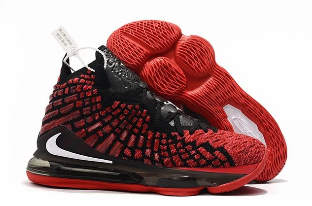 Nike LeBron 17-1