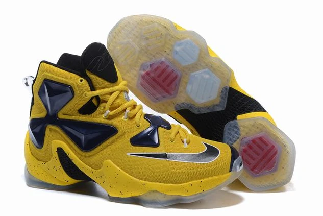 Nike Lebron 13-74