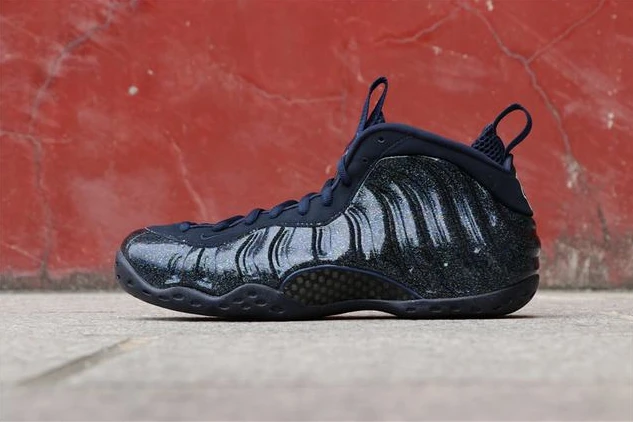 Nike WMNS Air Foamposite One-1