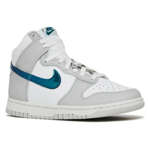 Nike WMNS Dunk High FLS