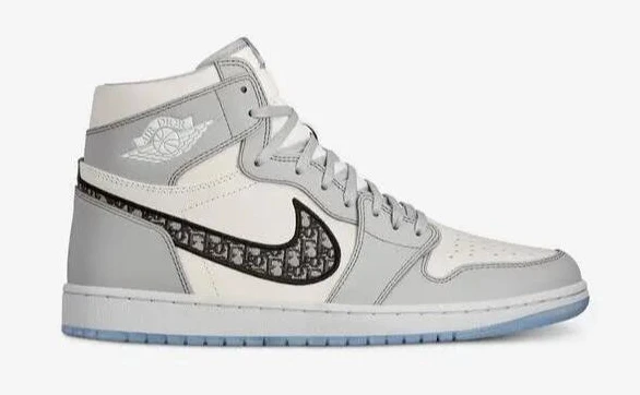 Nike x Air Jordan 1 High OG Light Bone