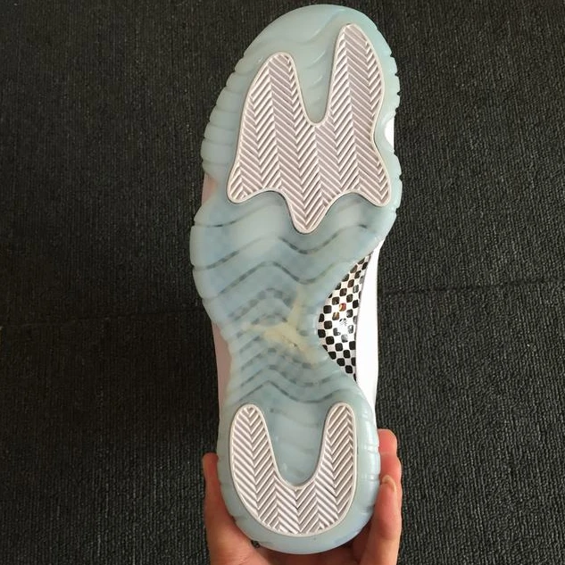 Off White x Air Jordan 11 White