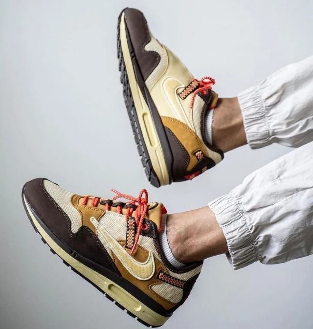 Travis Scott x Nike Air Max 1