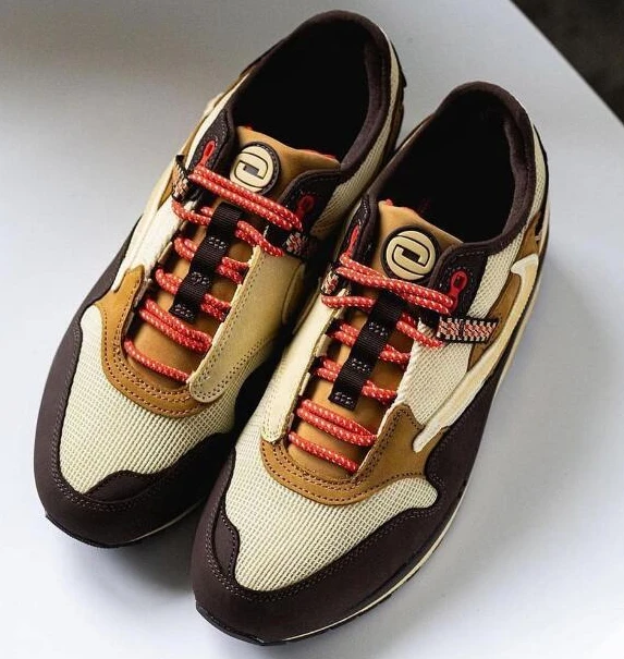 Travis Scott x Nike Air Max 1