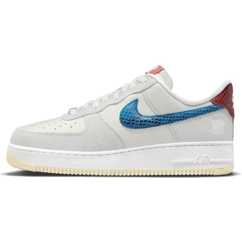 UNDEFEATED x Nike Air Force 1 Low 5 On IT